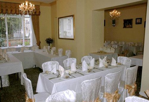 The Langham Hotel Northampton Buitenkant foto